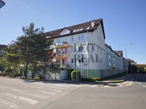 Prodej bytu 3+1, Praha - Kunratice, Hornomlýnská, 94 m2