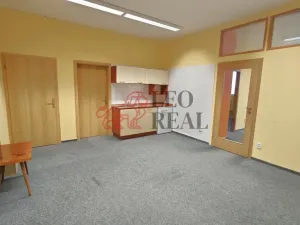 Pronájem kanceláře, Pečky, Chvalovická, 71 m2