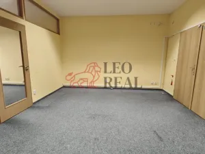 Pronájem kanceláře, Pečky, Chvalovická, 71 m2