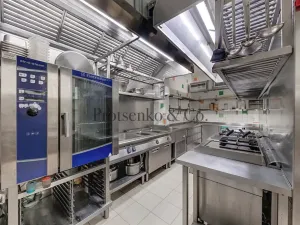 Prodej činžovního domu, Praha - Nové Město, Tyršova, 655 m2