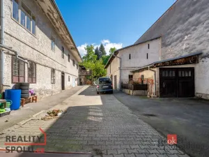 Prodej atypického bytu, Blansko, nám. Svobody, 309 m2