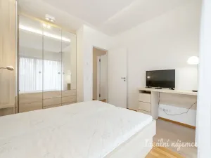 Pronájem bytu 3+kk, Praha - Karlín, Za Karlínským přístavem, 87 m2