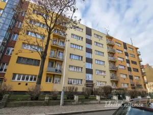 Pronájem bytu 1+kk, Praha - Holešovice, U městských domů, 42 m2