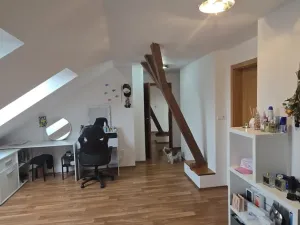 Prodej atypického bytu, České Budějovice - České Budějovice 3, Kněžskodvorská, 138 m2