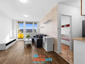 Pronájem bytu 2+kk, Praha - Stodůlky, Husníkova, 43 m2