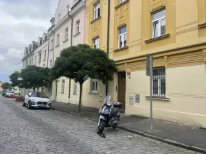 Pronájem bytu 3+1, Praha - Břevnov, Na Petynce, 65 m2