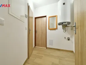 Pronájem bytu 1+1, Nová Paka, Masarykovo náměstí, 50 m2