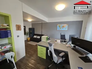 Pronájem obchodního prostoru, Staré Město, Jamnická, 84 m2