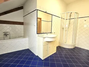 Pronájem kanceláře, Praha, Vinopalnická, 104 m2