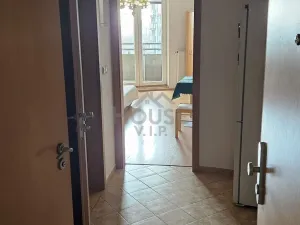 Pronájem bytu 1+kk, Praha, Jetelová, 28 m2