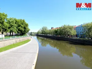 Pronájem bytu 2+kk, Hradec Králové, Tylovo nábřeží, 68 m2