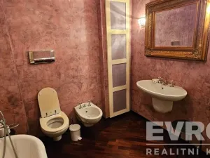 Pronájem vily, Massarosa, Itálie, Via Pisa, 200 m2