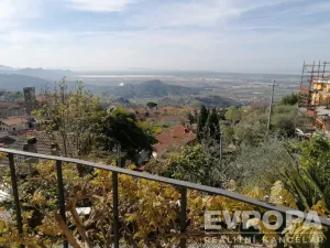Pronájem vily, Corsanico, Itálie, Via di Casesi, 200 m2
