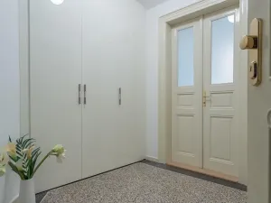 Pronájem kanceláře, Praha - Staré Město, Martinská, 76 m2