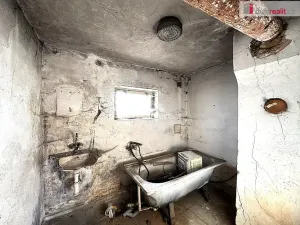 Prodej rodinného domu, Chlum Svaté Maří, Hornická, 100 m2