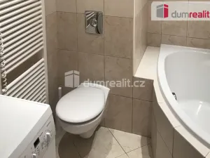 Pronájem bytu 2+kk, Praha - Suchdol, Holubí, 42 m2