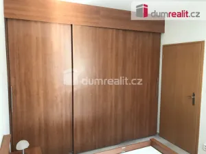 Pronájem bytu 2+kk, Praha - Suchdol, Holubí, 42 m2
