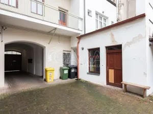 Pronájem obchodního prostoru, Praha - Karlín, Sokolovská, 85 m2