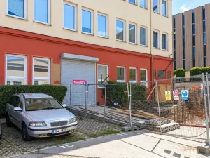 Pronájem skladu, Praha, Počernická, 400 m2