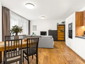 Prodej bytu 3+kk, Praha, Na Křtině, 82 m2