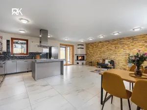 Prodej rodinného domu, Červené Pečky, Na Vyhlídce, 229 m2
