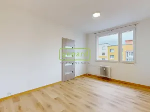Pronájem bytu 1+1, Ústí nad Labem, Kmochova, 36 m2