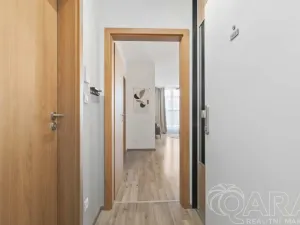 Prodej bytu 2+kk, Horoměřice, Velvarská, 53 m2