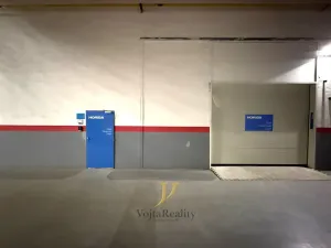 Pronájem výrobních prostor, Olomouc - Chválkovice, 661 m2