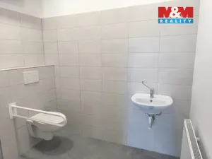Pronájem obchodního prostoru, Hradec Králové - Kukleny, Pražská třída, 85 m2