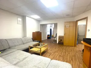 Pronájem obchodního prostoru, Praha - Libeň, Zenklova, 123 m2