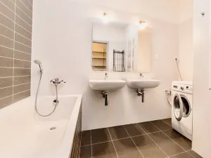 Pronájem bytu 4+kk, Praha - Jinonice, Pod stolovou horou, 101 m2