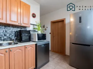 Prodej bytu 3+1, Bystřany, Pražská, 79 m2