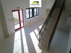 Pronájem skladu, Mikulov, Nádražní, 7000 m2