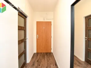 Pronájem bytu 1+kk, Beroun, V Hlinkách, 34 m2