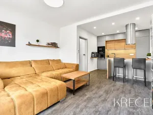 Pronájem bytu 2+kk, Třebíč, Kremláčkova, 49 m2