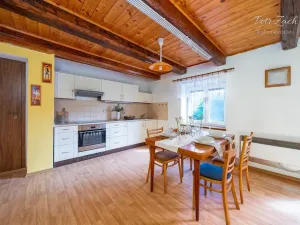 Prodej rodinného domu, Újezd - Rybníček, 290 m2