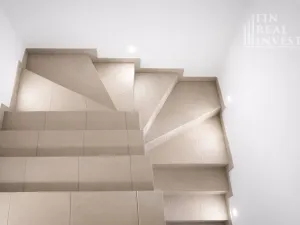 Prodej rodinného domu, Hovorany, 328 m2