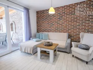 Prodej rodinného domu, Hovorany, 328 m2