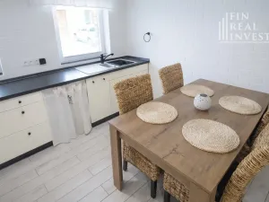 Prodej rodinného domu, Hovorany, 328 m2