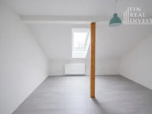 Prodej rodinného domu, Hovorany, 328 m2