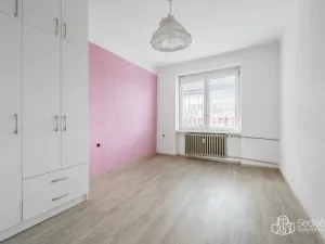 Prodej bytu 3+1, Sokolov, Jednoty, 75 m2