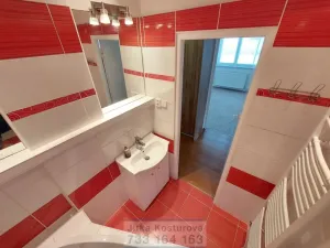 Pronájem bytu 3+1, Krnov - Pod Cvilínem, Chářovská, 80 m2