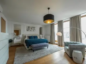 Pronájem bytu 4+kk, Praha - Holešovice, Komunardů, 196 m2