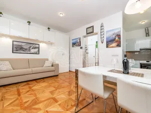 Prodej bytu 1+kk, Praha - Dejvice, Matějská, 33 m2