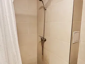 Pronájem bytu 1+kk, Praha - Radotín, Vrážská, 25 m2