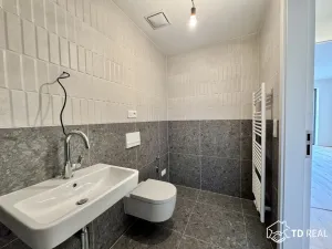 Pronájem bytu 1+kk, Brno, Bratislavská, 42 m2