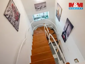 Prodej rodinného domu, Hajany, 285 m2