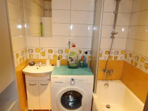 Prodej bytu 3+1, Děčín - Děčín II-Nové Město, Kamenická, 64 m2