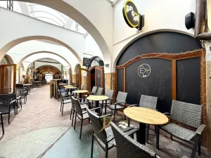 Pronájem restaurace, Olomouc, Dolní náměstí, 25 m2