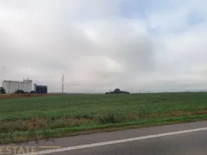 Prodej podílu komerčního pozemku, Staré Město, 2424 m2